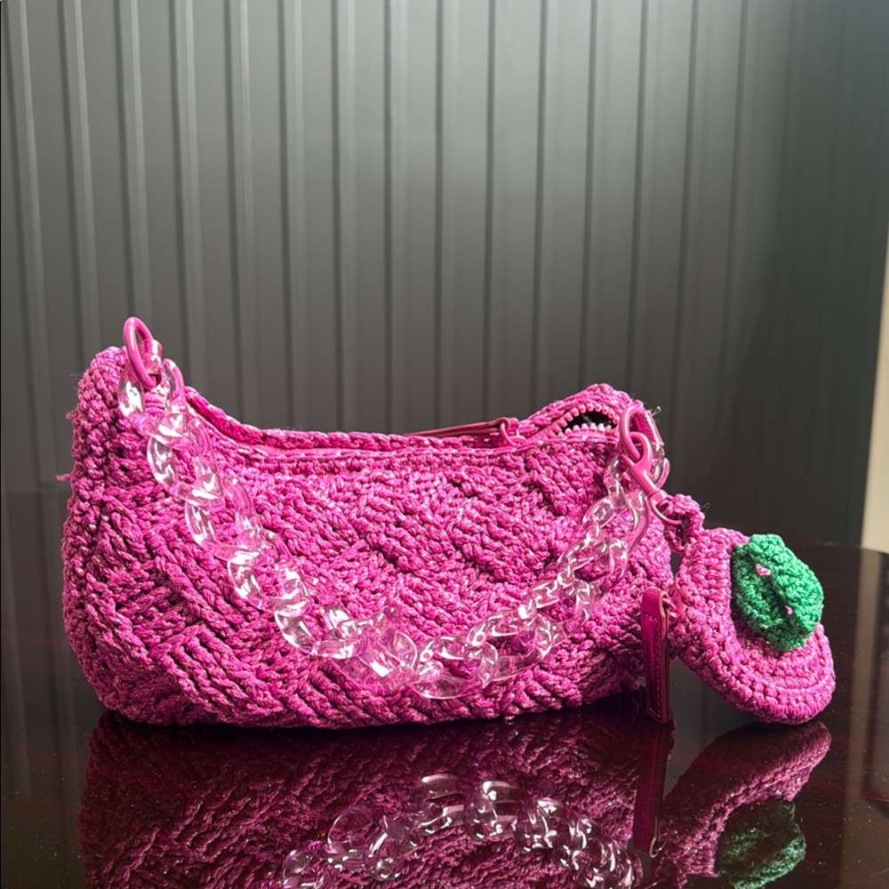 Kurt Geiger Pink Crossbody Bag with Artisanal Texture - Picture 4 of 17